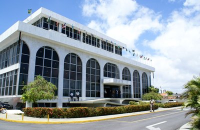 TCE alerta prefeitos sobre irregularidades que podem resultar na rejeição de contas