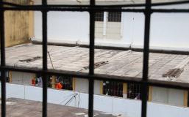Presos fazem motim em complexo penitenciário de São Luís