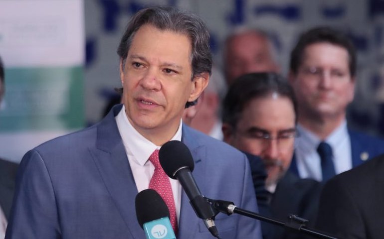 Haddad: Estamos dando últimos retoques em crédito imobiliário para a classe média