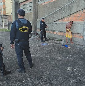 Guarda Municipal prende em flagrante homem suspeito de assalto no Centro de Maceió