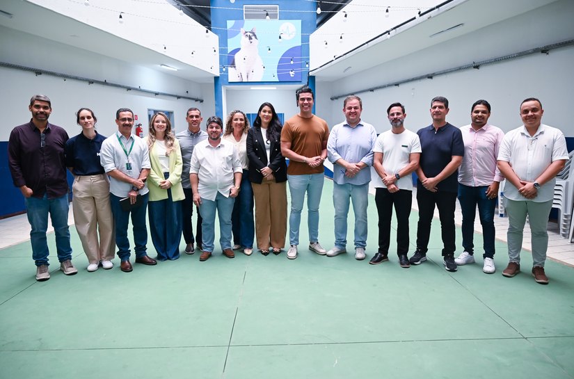 Sebema recebe comitiva de Caruaru para apresentar estrutura e fluxos do HC Pet