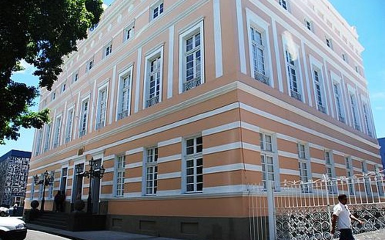 Cerimônia de posse na Assembleia poderá ser marcada por protesto de servidores