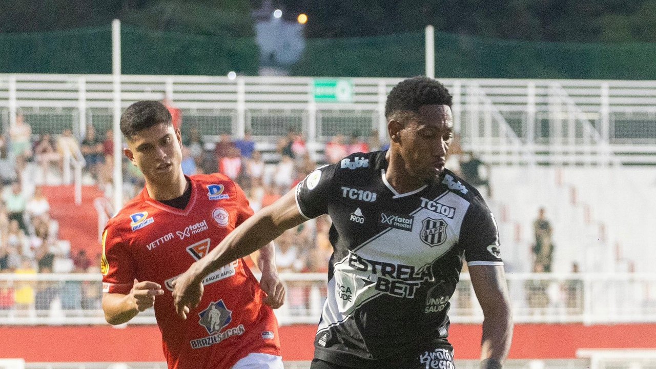 Ponte Preta quebra jejum, bate Tombense e deixa a zona de rebaixamento da Série B