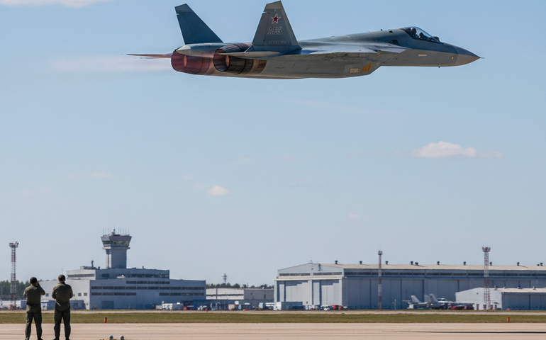 Caça russo Su-57 realiza primeiro voo com motor de quinta geração