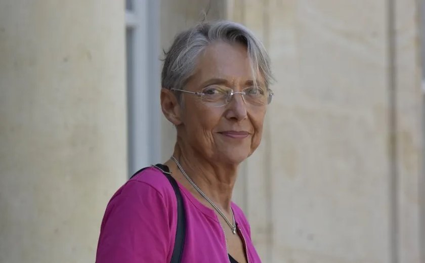 Macron escolhe Élisabeth Borne como primeira-ministra da França