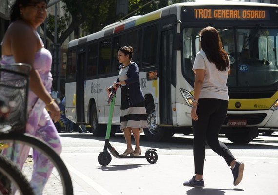 ONG discute uso do carro e formas mais sustentáveis de locomoção