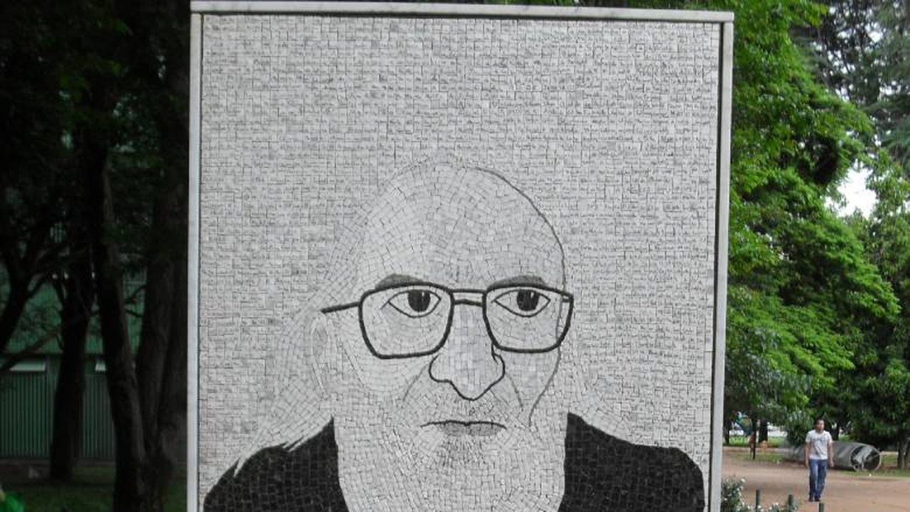 Paulo Freire: 4 obras para conhecer o trabalho do educador