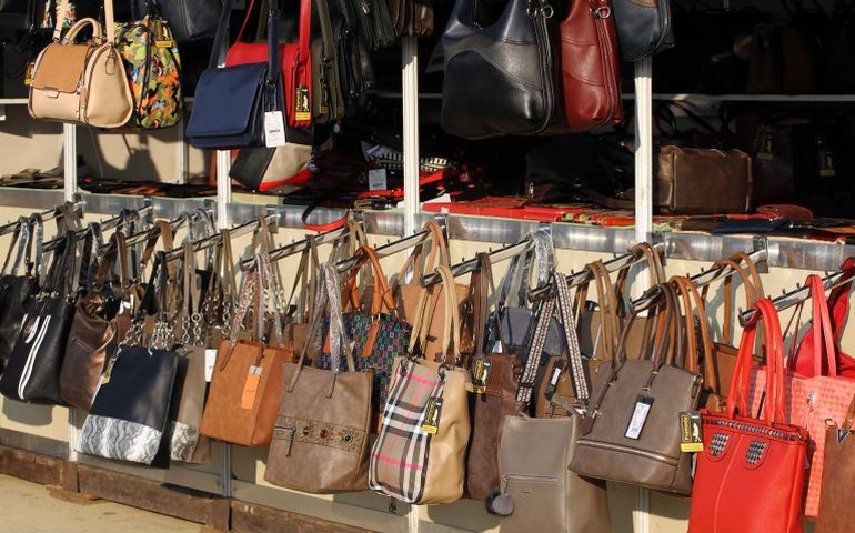 Comissão externa debate impactos econômicos da pirataria, falsificação e contrabando