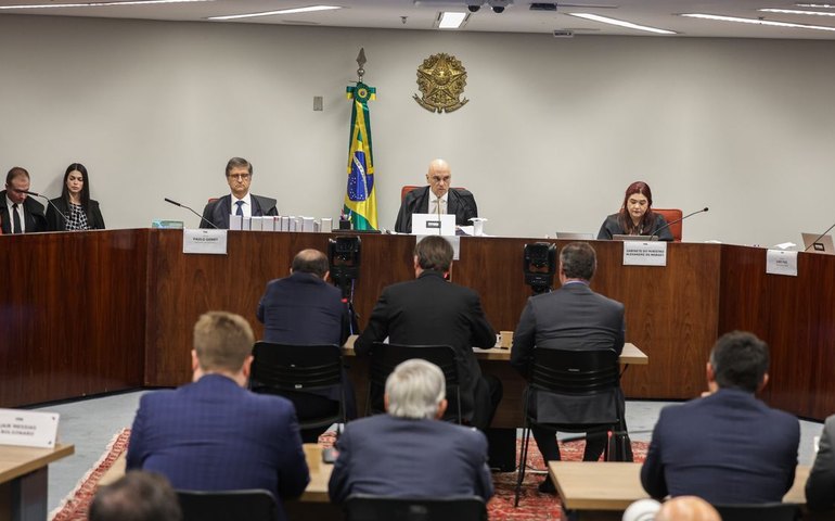 Torres nega fraude nas urnas, e Garnier diz que não recebeu minuta