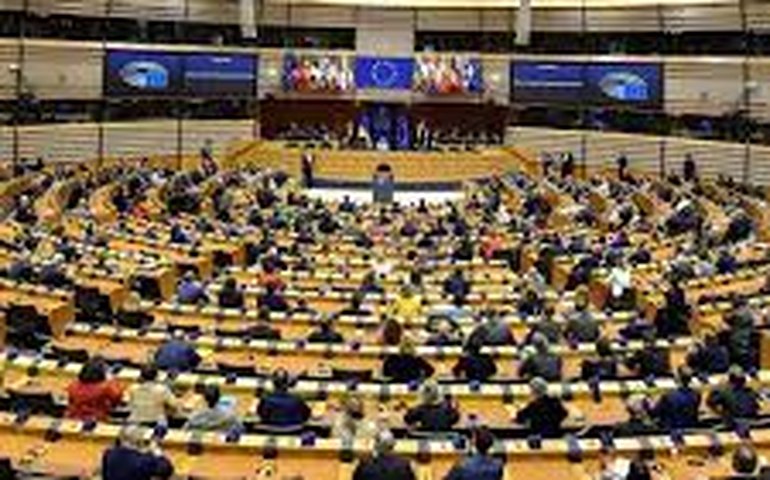 Holanda abre as eleições na União Europeia, confrontada com a ascensão da extrema-direita
