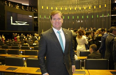 Em posse na Câmara, Marx Beltrão sela novo compromisso de trabalho por Alagoas