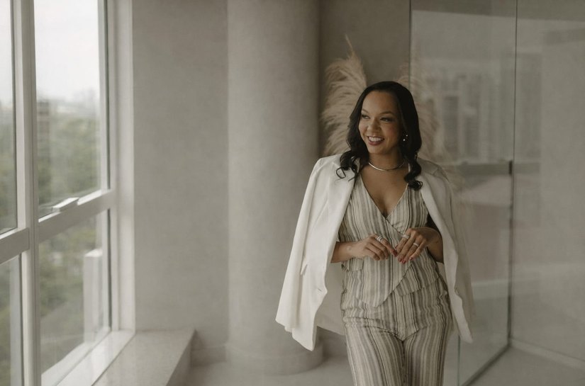 Bia Villas Bôas é a primeira capa da edição especial de colunistas da Revista Pulsar Brasil