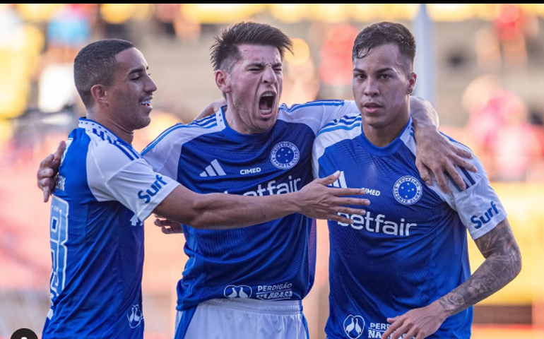 Cruzeiro dá show no 1º tempo na Ilha do Retiro e aprofunda crise do Sport