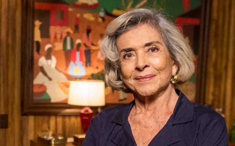 Filha da atriz Betty Faria diz ter vivido em 'família tóxica' e chama a mãe de 'sociopata'