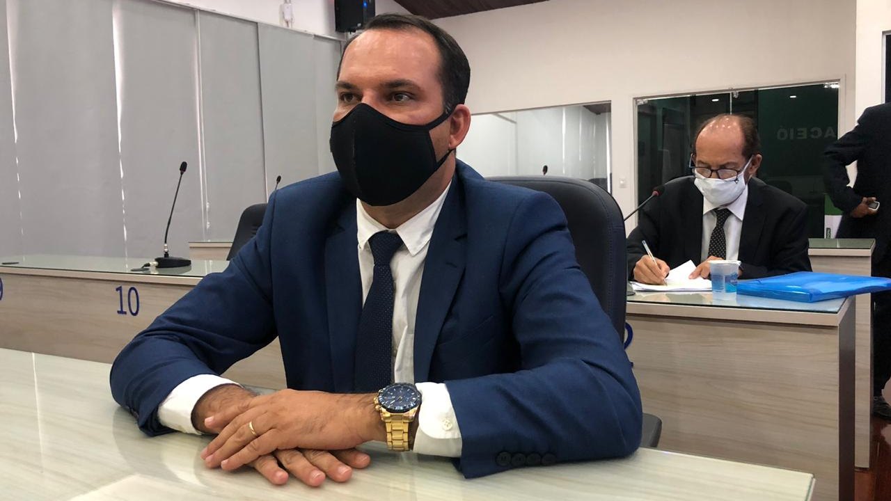 Vereador articula para derrubar PL que autoriza suspensão dos pagamentos ao IPREV