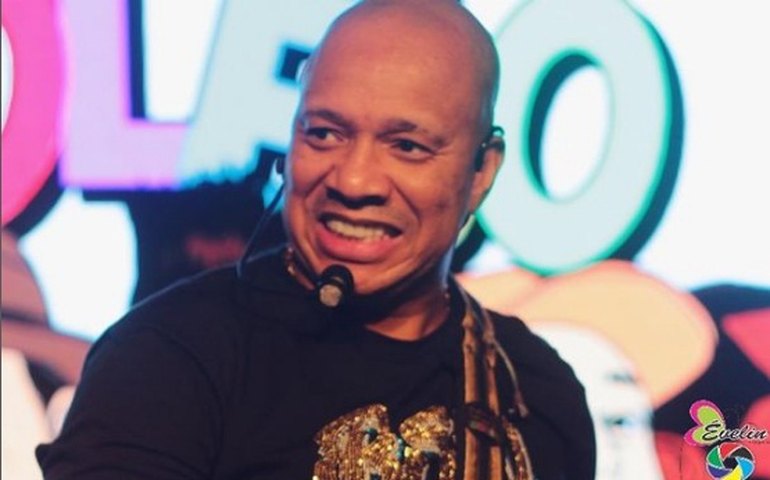 Flamengo lamenta a morte de Anderson Leonardo, vocalista do grupo Molejo 