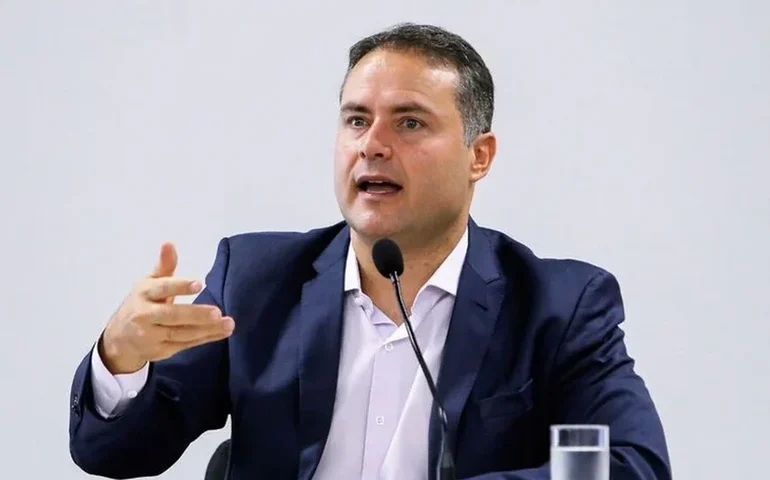 Ministro dos Transportes vai à Europa para apresentar carteira de projetos a investidores