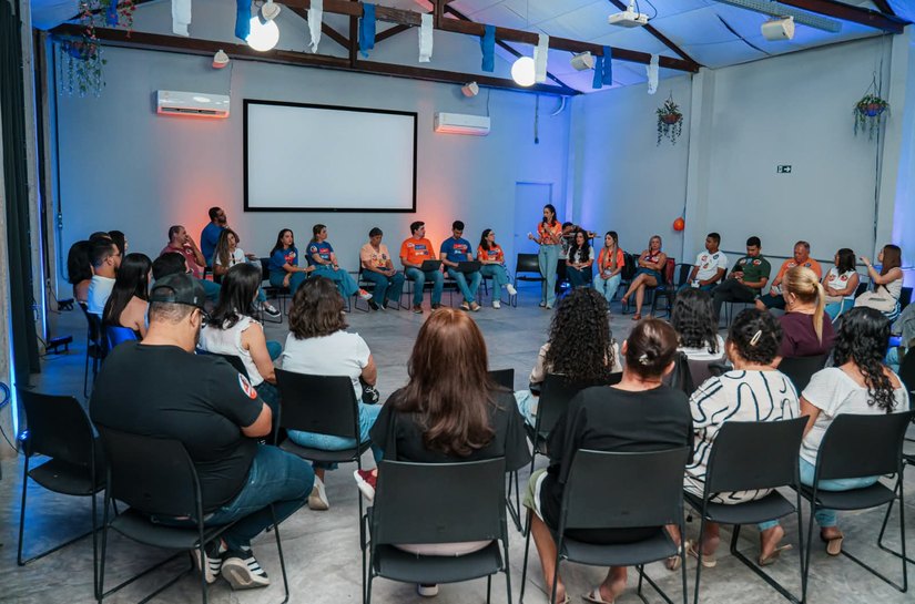 Plano do Povo reúne demandas de Arapiraca em encontro com Célia Rocha
