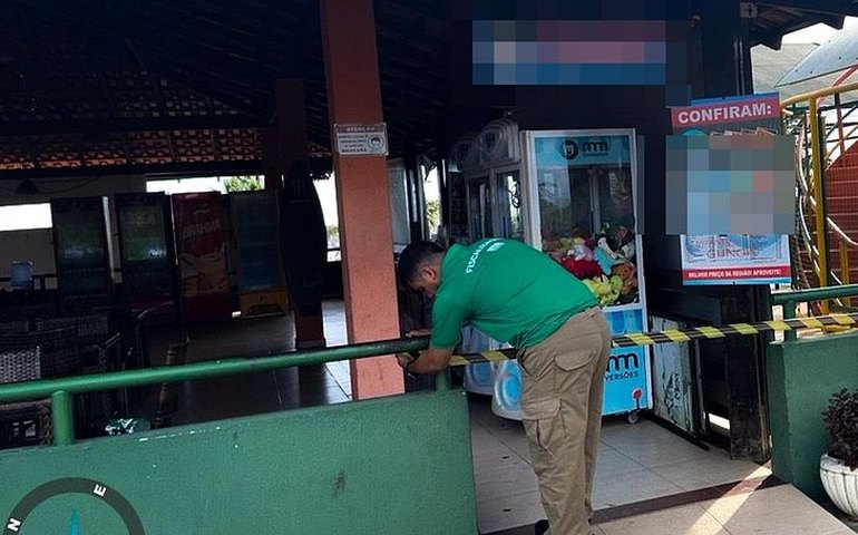 IMA autua e embarga restaurante do complexo turístico do mirante do Gunga