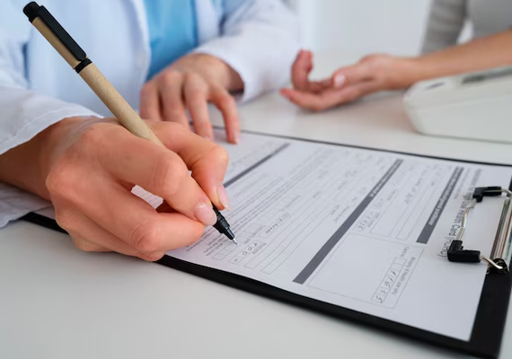 Esquema de emissão de atestados médicos falsos é desmantelado na região metropolitana de Maceió