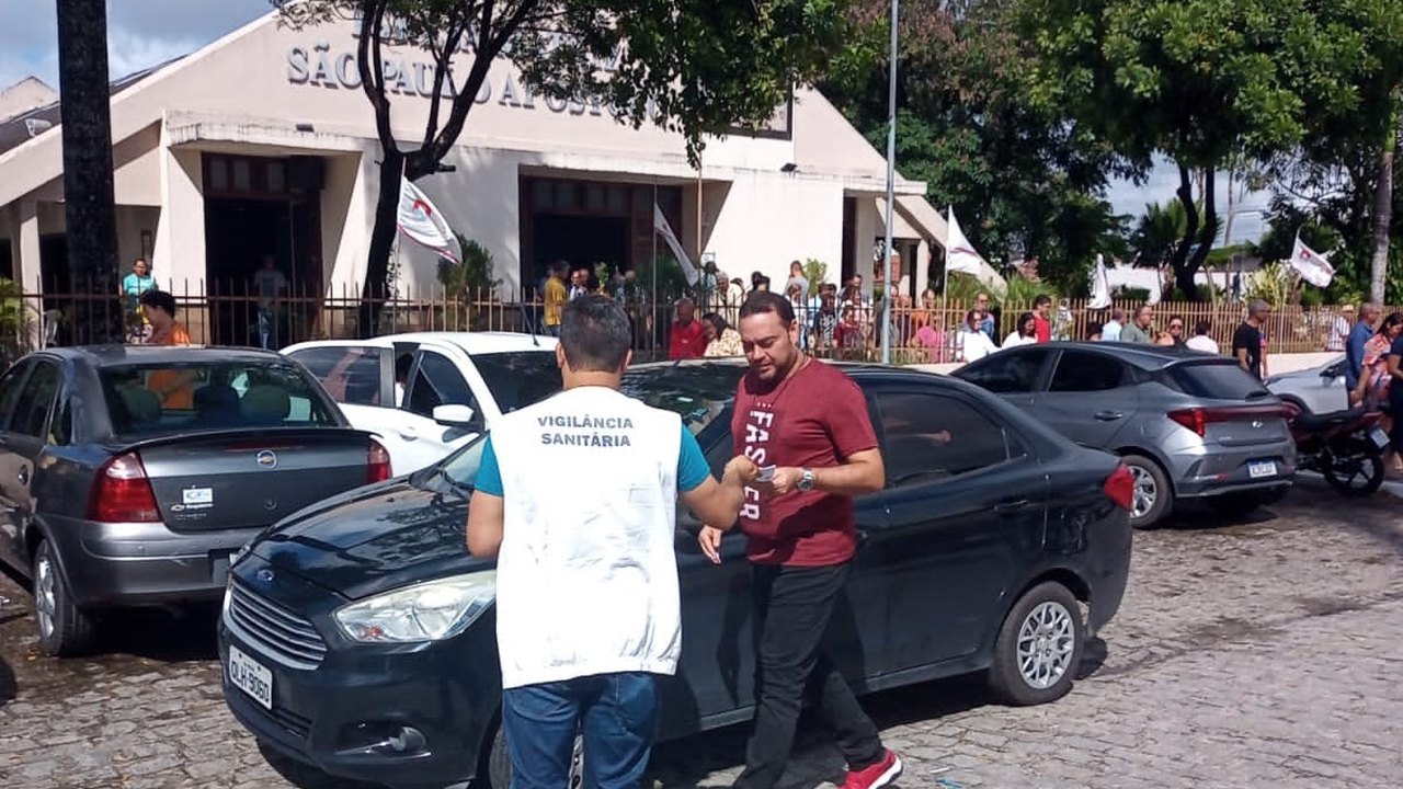 Ação educativa da Vigilância Sanitária alerta sobre dengue, zika e chikungunya