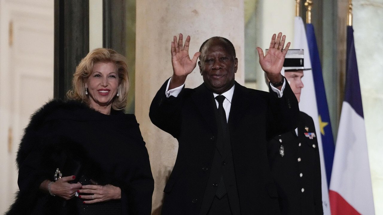 Costa do Marfim anuncia retirada dos militares franceses em janeiro