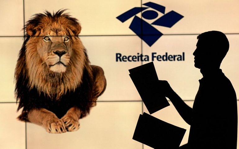 Receita paga nesta sexta o maior lote de restituição do IR da história