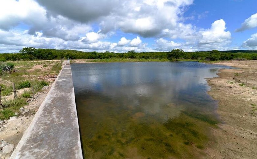 Água no Sertão: Governo entrega 17 barragens em Delmiro Gouveia e Água Branca