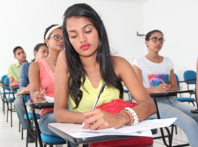 Oficina da Secretaria do Trabalho busca capacitar jovens ao primeiro emprego