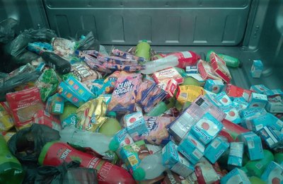 Vigilância Sanitária apreende 300 kg de alimentos estragados na Levada