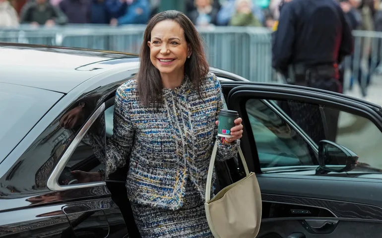 Instituto Nobel diz que líder venezuelana Machado não pode dar Prêmio da Paz a Trump