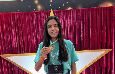 Estudante da rede estadual faz história ao se tornar a primeira alagoana com dois ouros consecutivos na OBMEP