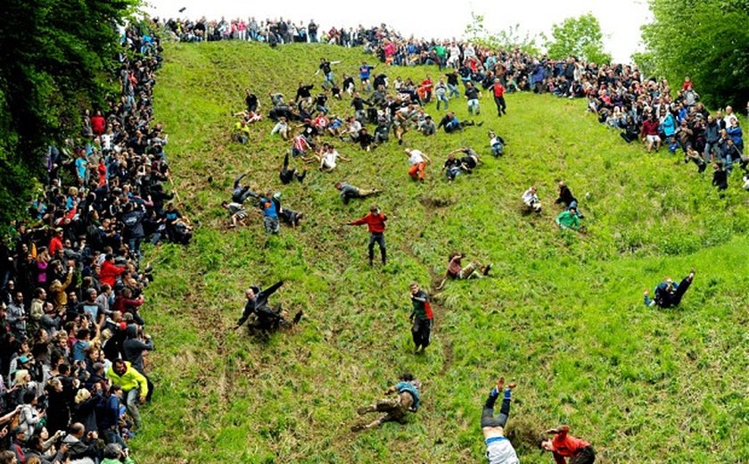 Inglês quebra recorde de vitórias na Corrida do Queijo