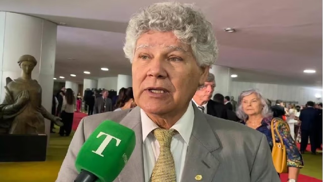 Votação expressiva em Lira é péssimo para governo, afirma Chico Alencar
