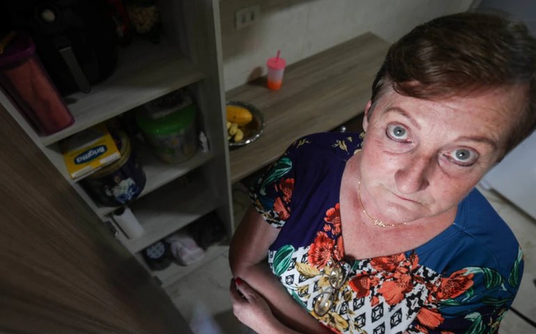 Aposentada só paga conta e não pode ter gastos extras