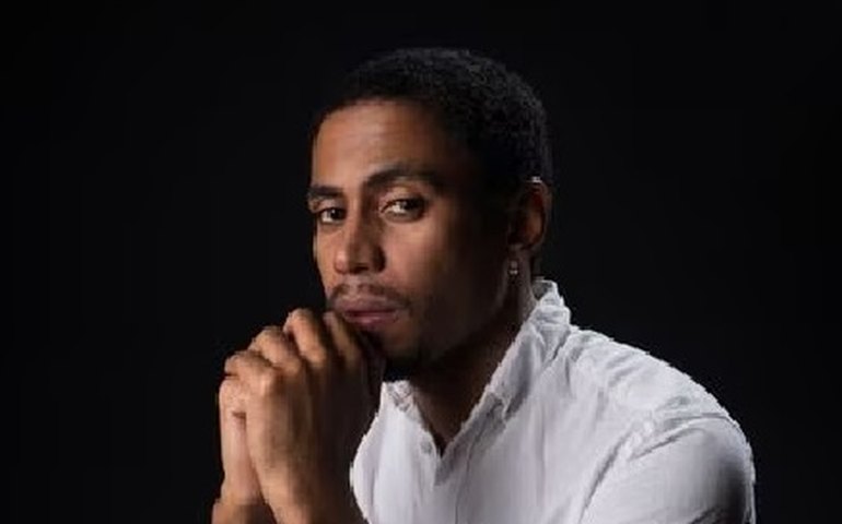 'Foi uma tentativa de me vilanizar dentro da história', diz Ícaro Silva sobre Tiago Leifert