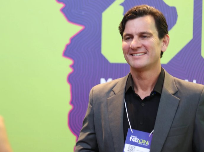 Presidente da AMA prestigia abertura do NEON 2026 em Maceió