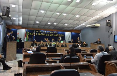 Câmara aprova lei que garante vagas a crianças com autismo nas escolas de Maceió  