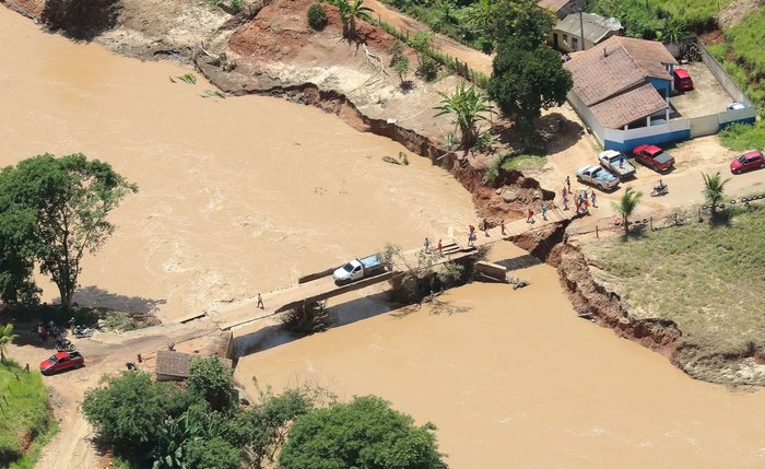Imagem de área alagada na Bahia