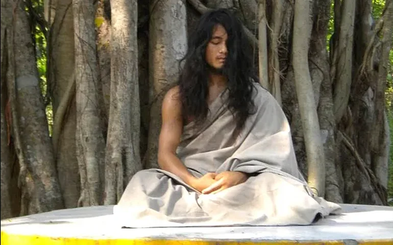 ‘Menino Buda’ é condenado a 10 anos de prisão por abuso sexual no Nepal