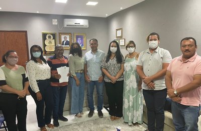 Prefeito de Major anuncia pagamento do 14º salário a servidores da área de Educação 