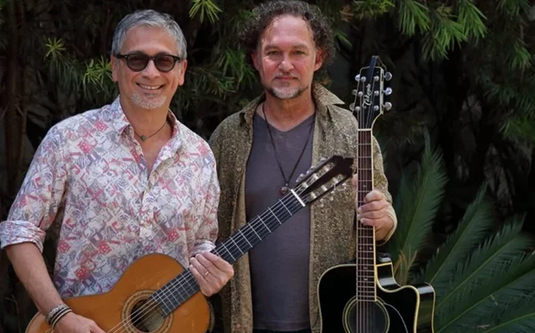 Zé Renato e Claudio Nucci celebram sucessos dos anos 80 em show no Sesc 24 de Maio