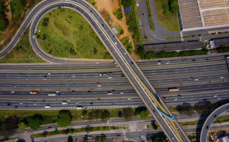 País &#8216;mata&#8217; mais de uma parceria com a iniciativa privada por dia