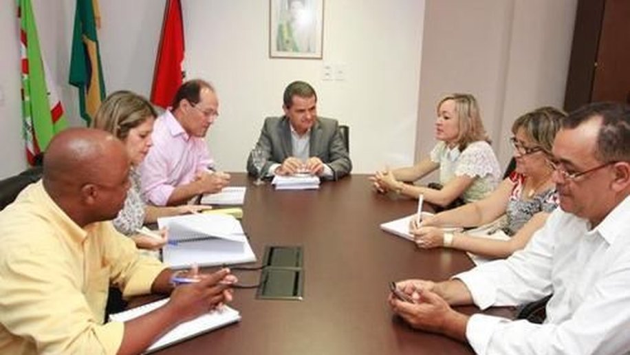 Educação e Ifal firmam parceria para qualificação de servidores