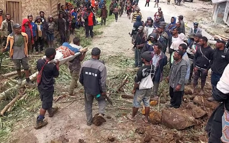 Papua-Nova Guiné faz retirada de cerca de 8 mil moradores de vilarejos remotos sob novo risco de deslizamento de terra