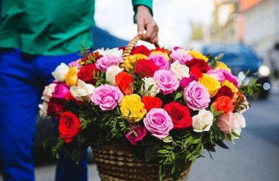 Convívio Social lança edital de cadastro para ambulantes venderem flores no dia das mães
