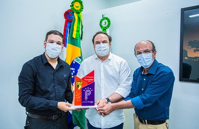 Egresso do curso de Letras do Campus Arapiraca da Ufal recebe Prêmio Professor Inovador 2021