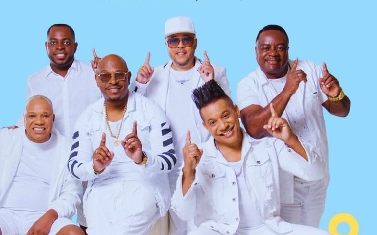 Equipe do Molejo é vítima de assalto poucas horas após a morte do cantor Anderson Leonardo