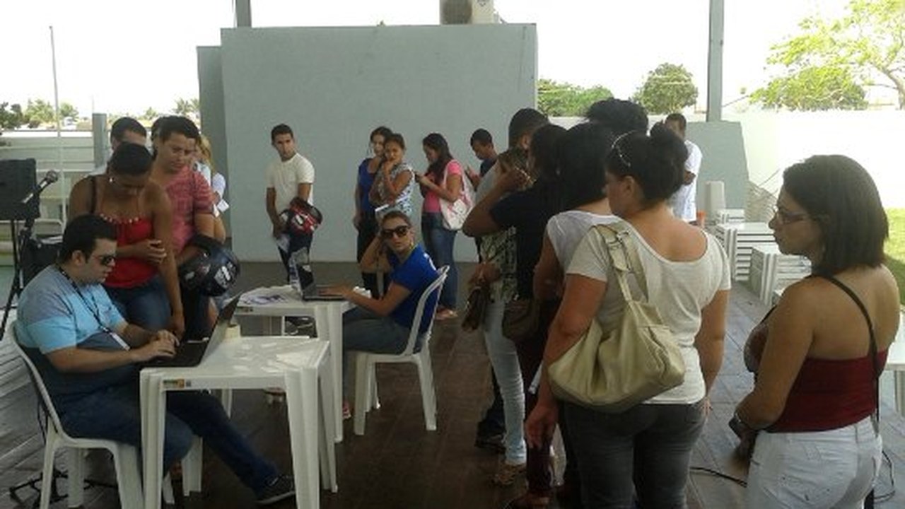 Empresa contact center AeC inicia treinamento com 1.500 pessoas