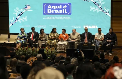 Governo lança programa de acolhimento a repatriados e deportados
